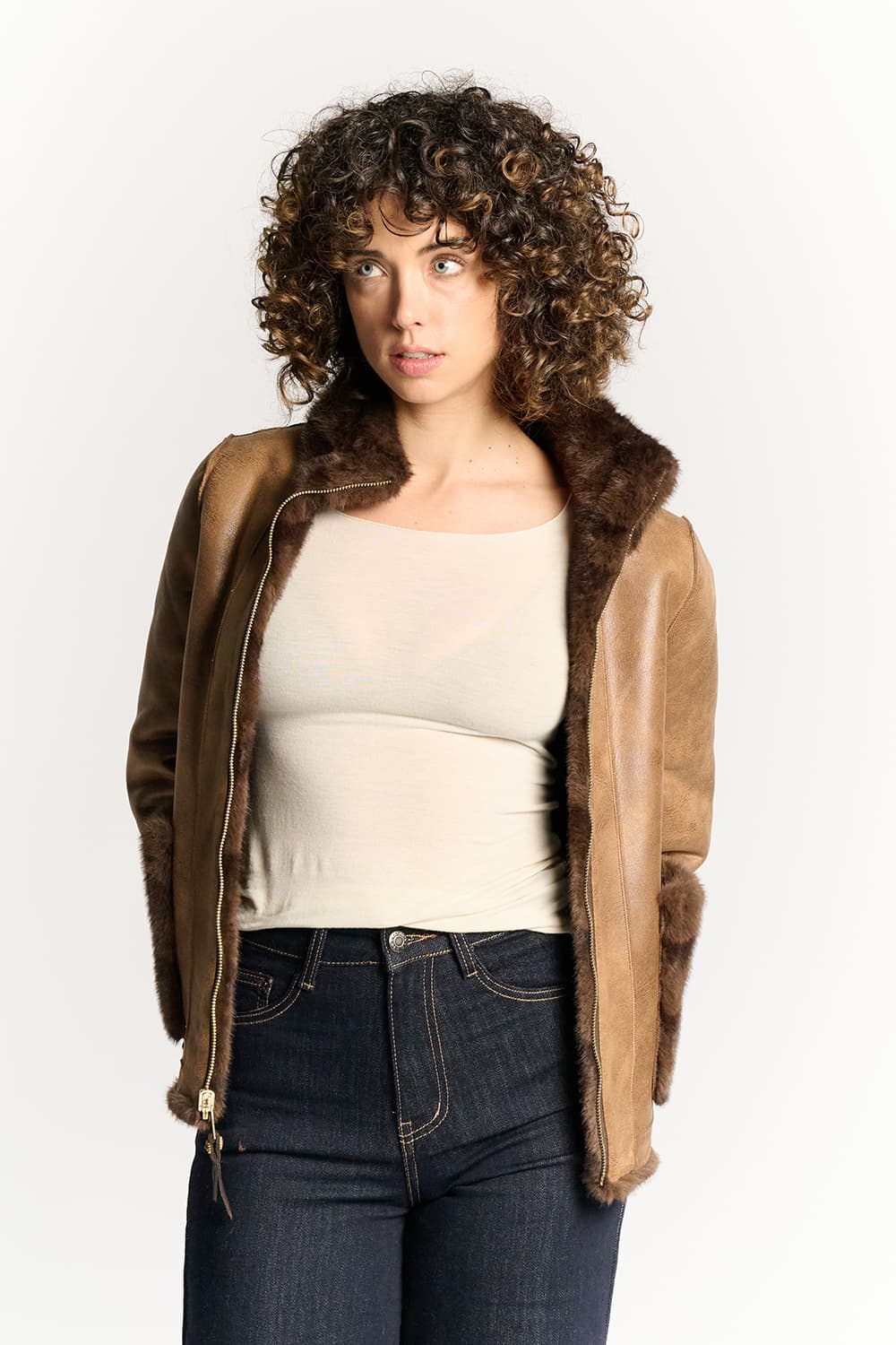 Anastasia™ | Kamel