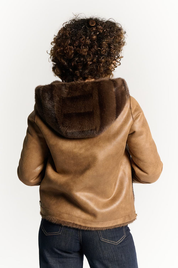 Thyra™ | Marina Kamel