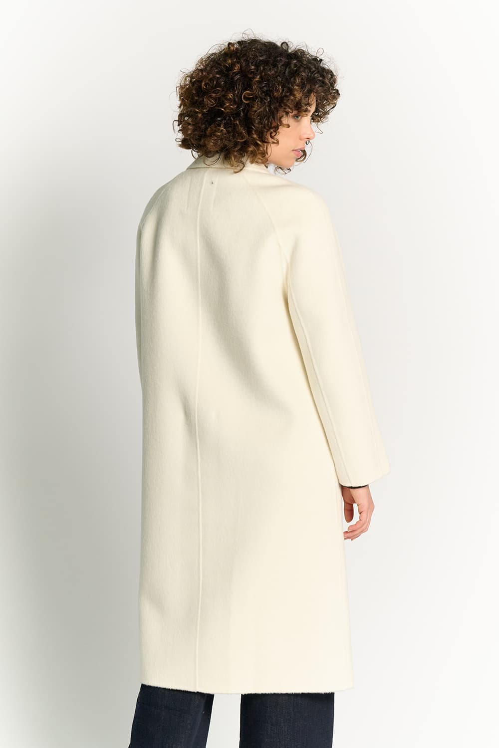 Alva™ | Cremefarvet dobbeltradet alpaca-frakke