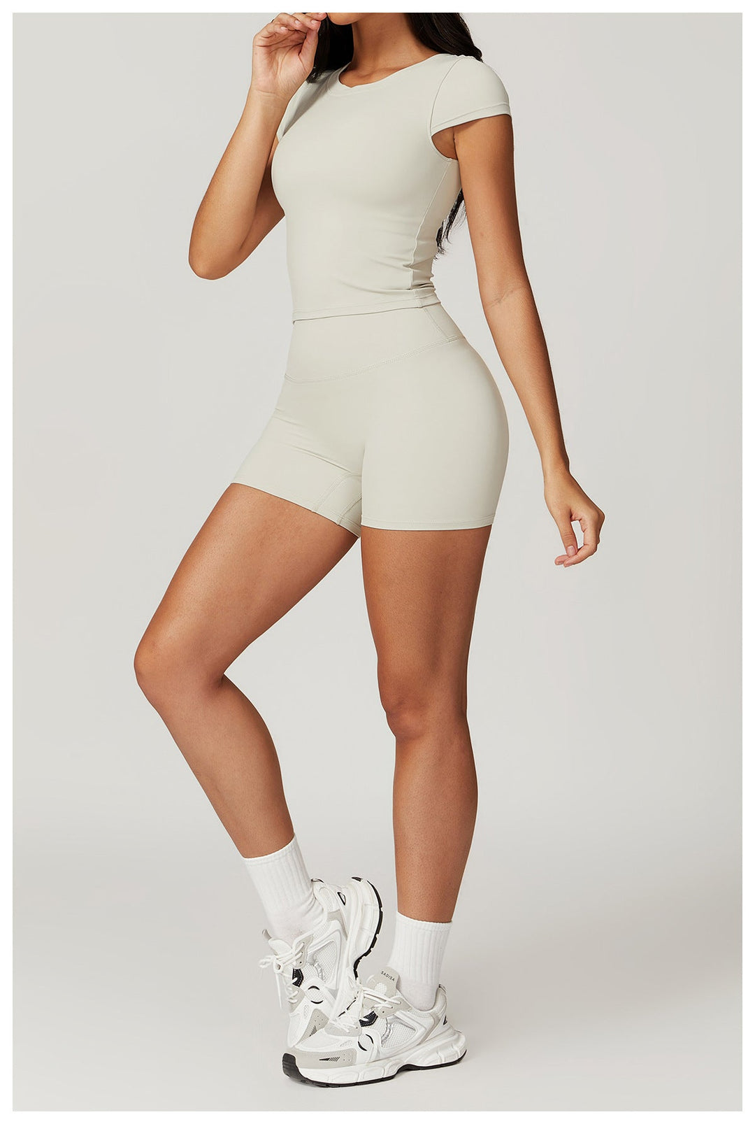 Mathilde™ | Energy T-shirt og shorts sæt II